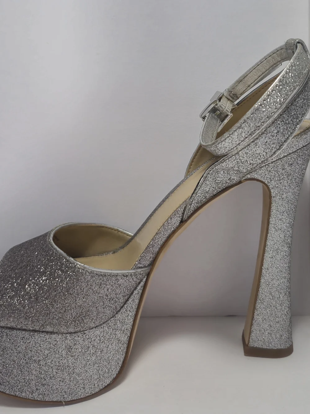Michael Kors Silver Glitter Chunky Platform Sandals Ankle Strap Buckle Closure